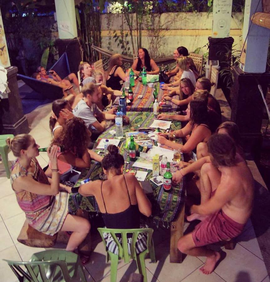 Canggu Surf Hostel Extérieur photo