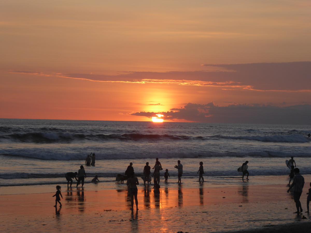 Canggu Surf Hostel Extérieur photo